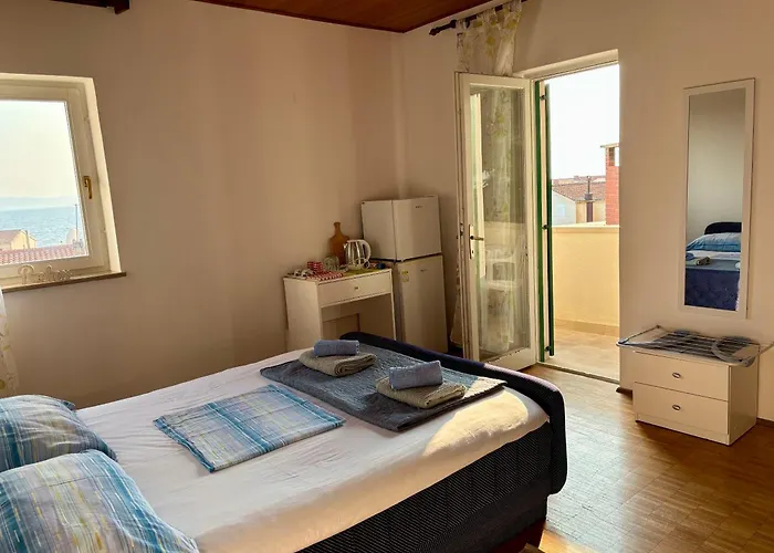 Apartments And Room Sun & Sea